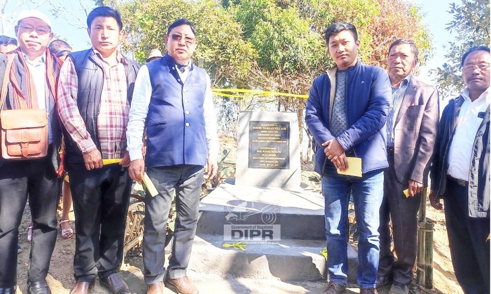 Advisor Namri Nchang with others during the inauguration of Tening Namsan is located in Tening Circle of Peren district in Nagaland. (DIPR Photo)